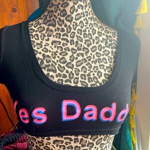 Screen printed crop top w/ sleeves NWOT OS Black pink blue 3D letters Yes Daddy